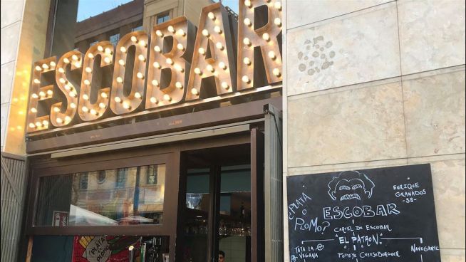 Pikanter Name: Essen in Barcelonas EscoBAR