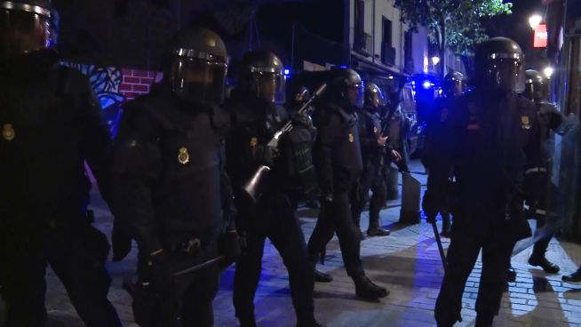 Madrid: Böse Krawalle nach Tod eines Straßenhändlers