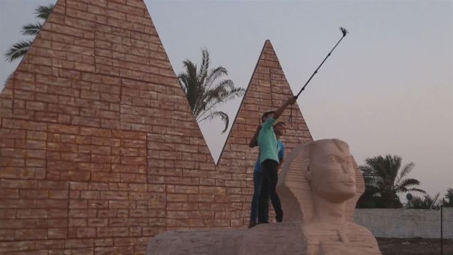 Wie in Ägypten: Araber baut Pyramiden in Palästina