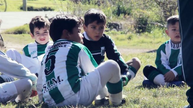 Gegen Schrei-Eltern: Uruguayer nimmt Fußball-Kids Druck
