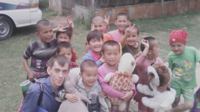 Waise hilft Waisen: Ein Vater für Kirgisistans Kinder
