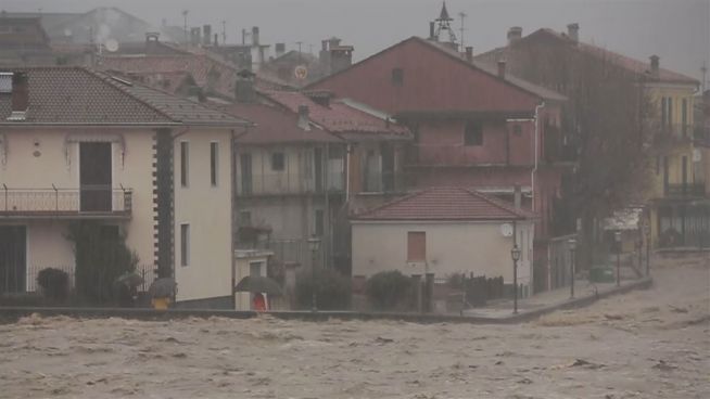Zwei Menschen vermisst: Italien versinkt im Hochwasser
