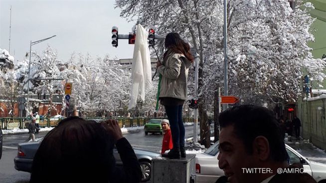 Revolution der Frauen: Hijab-Proteste im Iran